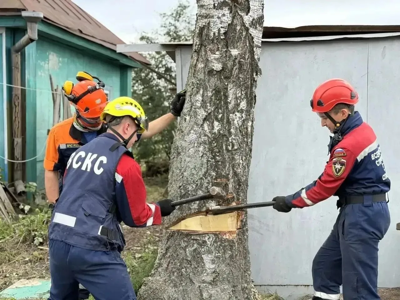 В Кушве продолжаются восстановительные работы после урагана. Об их ходе рассказал глава...
