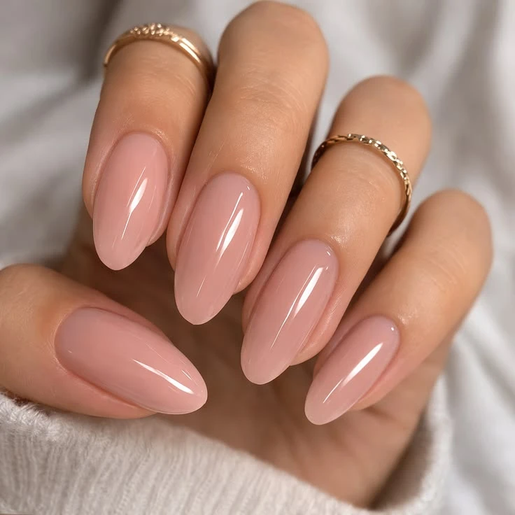 🤍 Подборка нюдовых вариантов
         на разную форму и длину

Сезонный маникюр💅
Подпишитесь👇