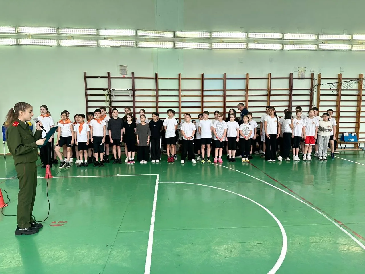 💪🇷🇺Вчера в нашей школе прошла спортивная эстафета  «Этнические игры» среди учащихся 5-х классов в ра