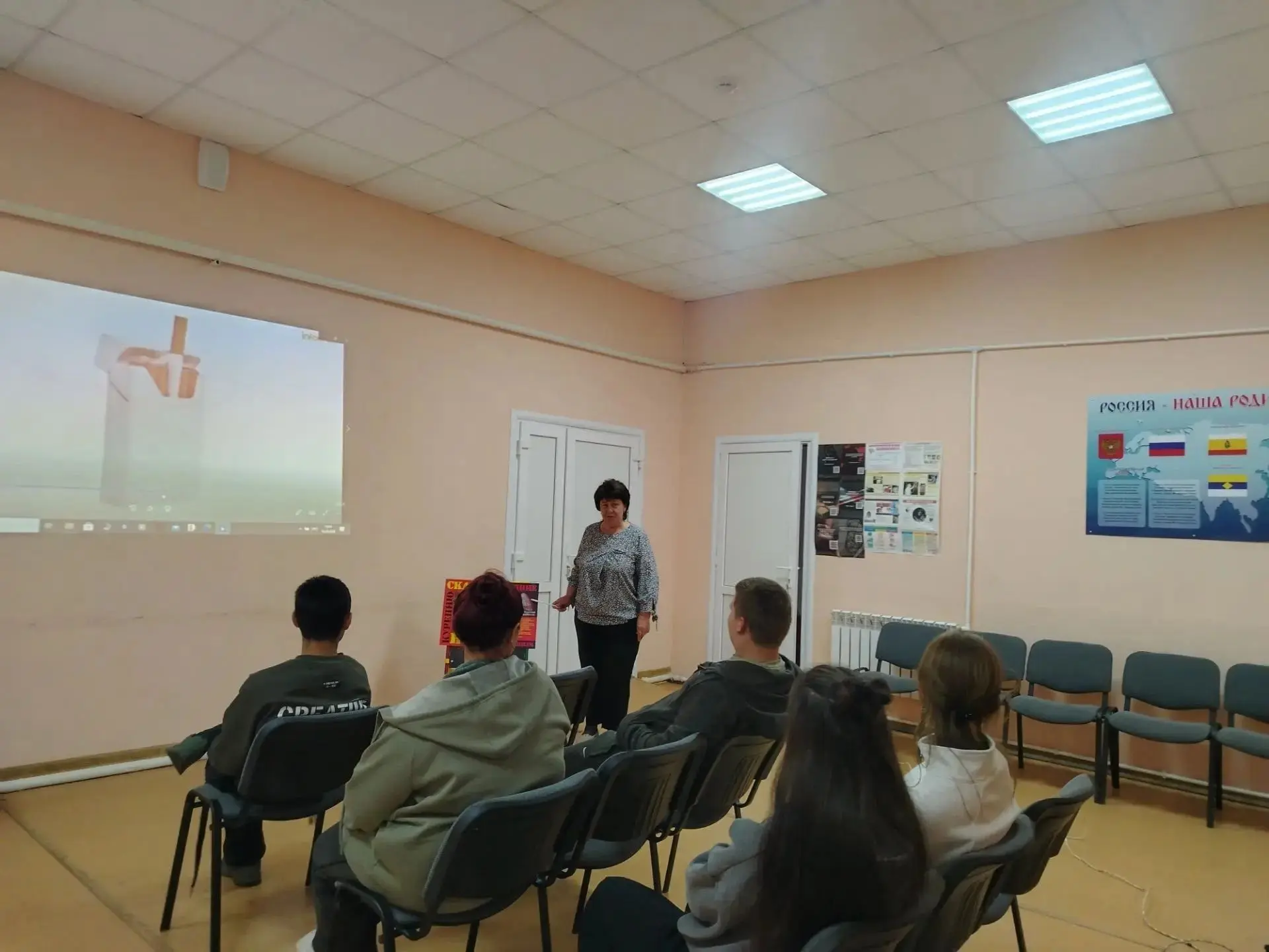 👉С целью расширения знаний детей о вреде курения, формирования негативного отношения к...