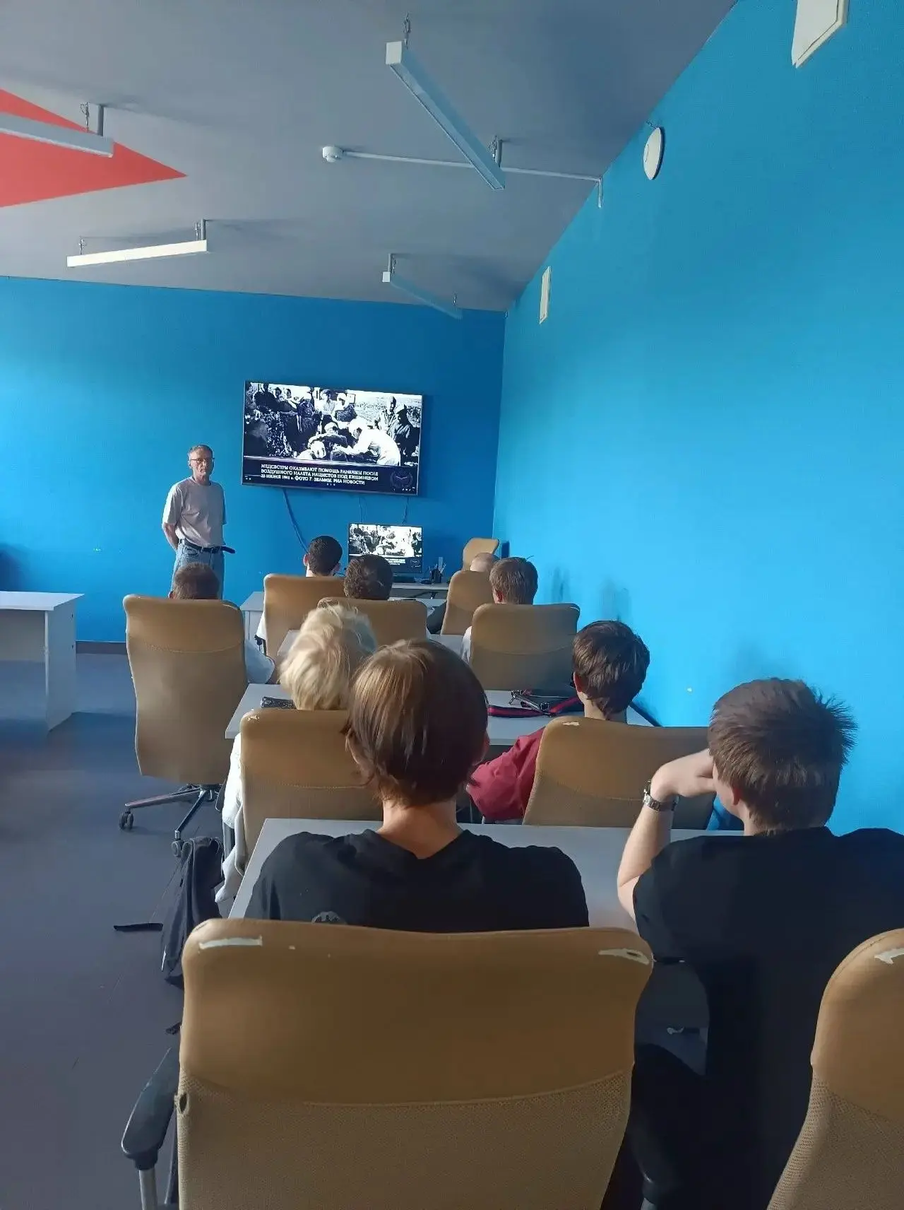22 июня — дата, которая навсегда останется в истории нашей страны как День памяти и скорби. Преподав