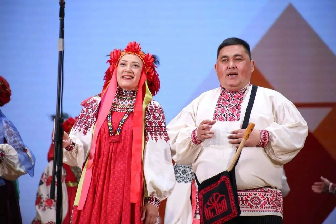 Народный фольклорно-этнографический ансамбль «Истоки» Дворца культуры «Октябрь» вошёл в число лауреа