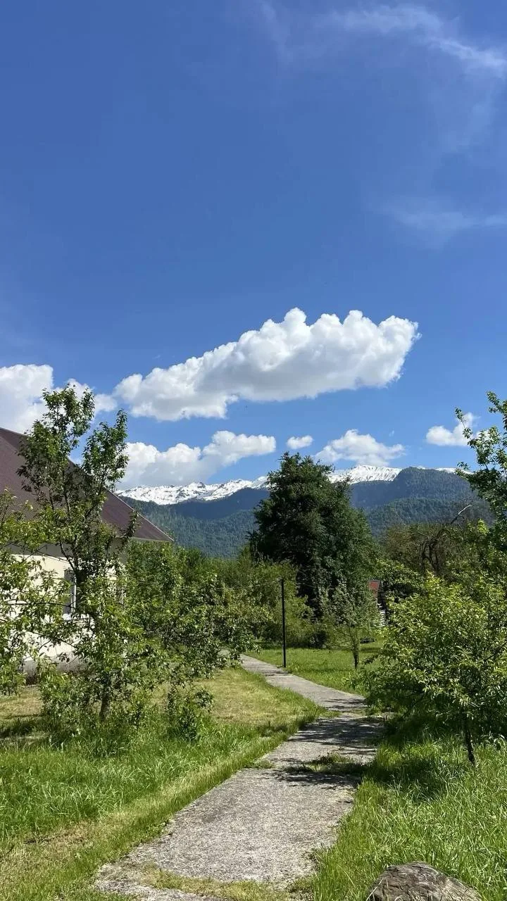🏔️ Есть места, где время словно остановилось.