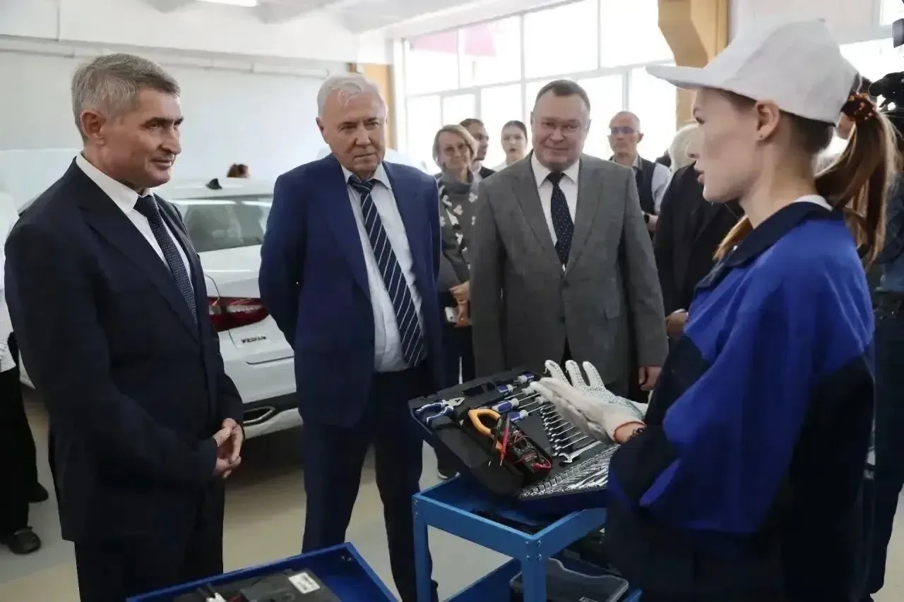 Дмитрий Захаров: