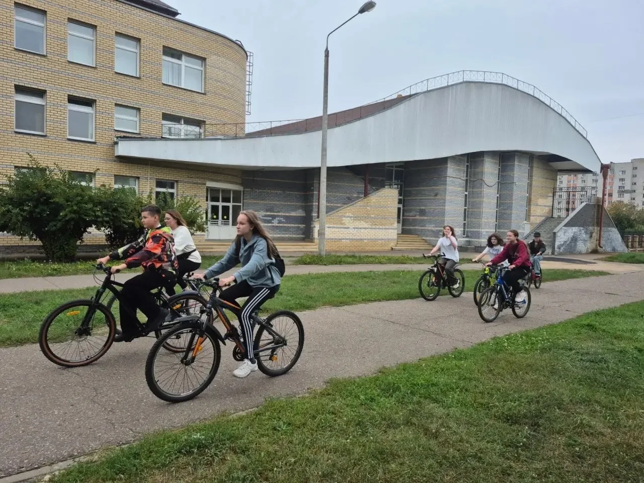 🚴Школьный день здоровья в 7А прошёл в формате велопрогулки.🚴‍♀️