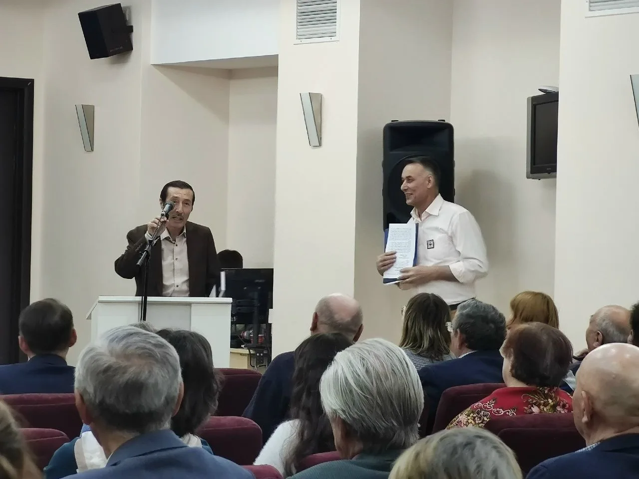«Чăвашăм, пурăн!»: Вĕренӳ институчĕн меслетпе вĕренӳ кăларăмĕсен пайĕн, «Халăх шкулĕ – Народная школ
