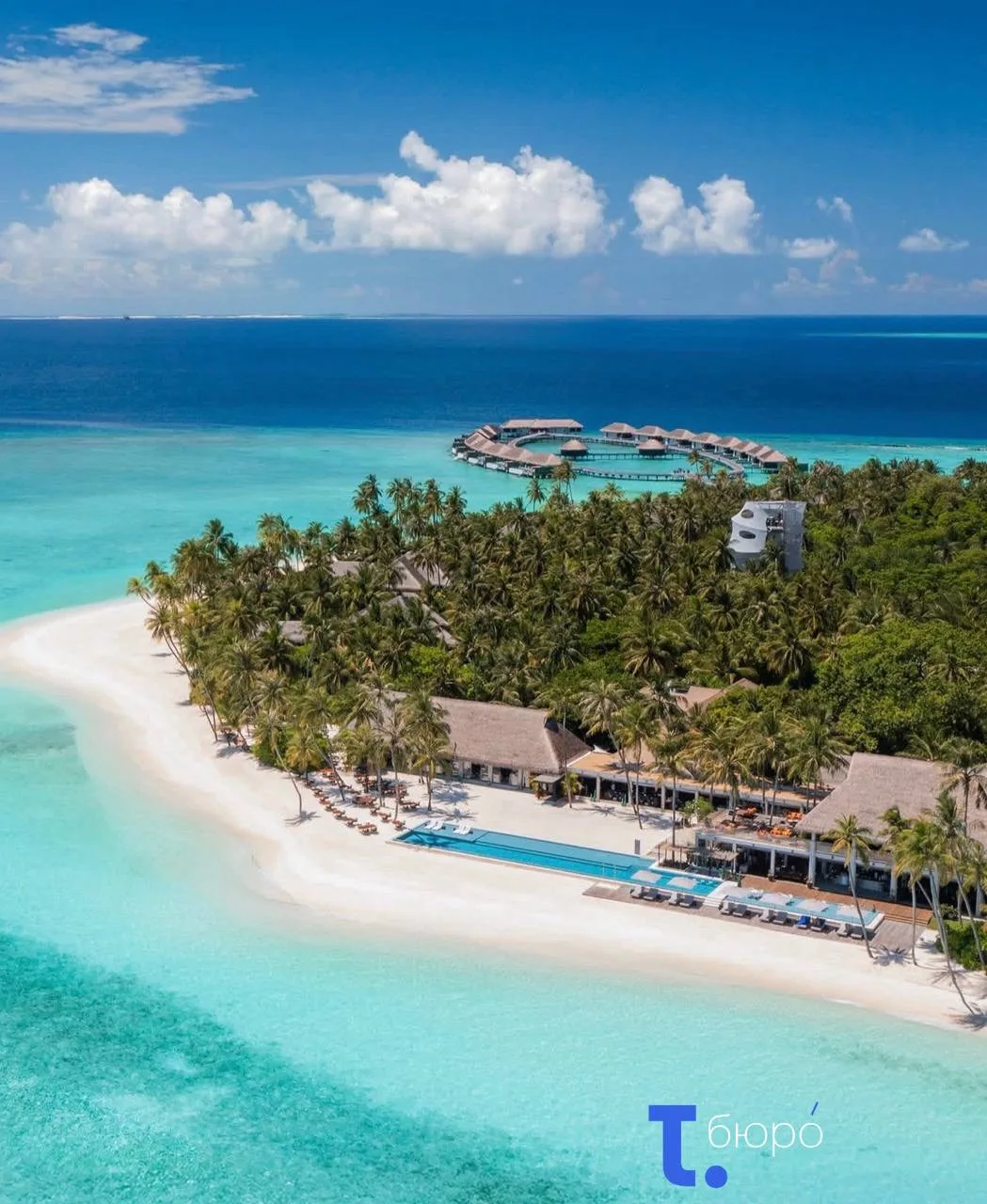 Есть отели класса люкс… А есть Velaa Private Island — место, которое давно стало символ...