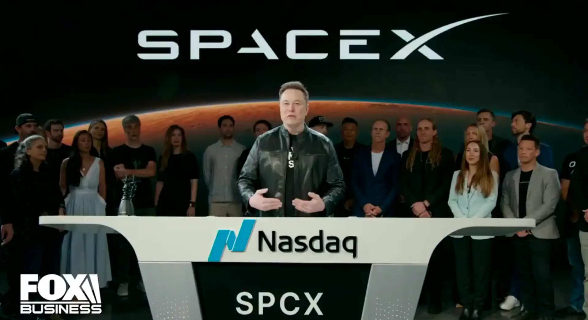 💿#musk #IPO #spacex
Маск выступает на Nasdaq перед официальным стартом торгов

Говорит, что теперь 