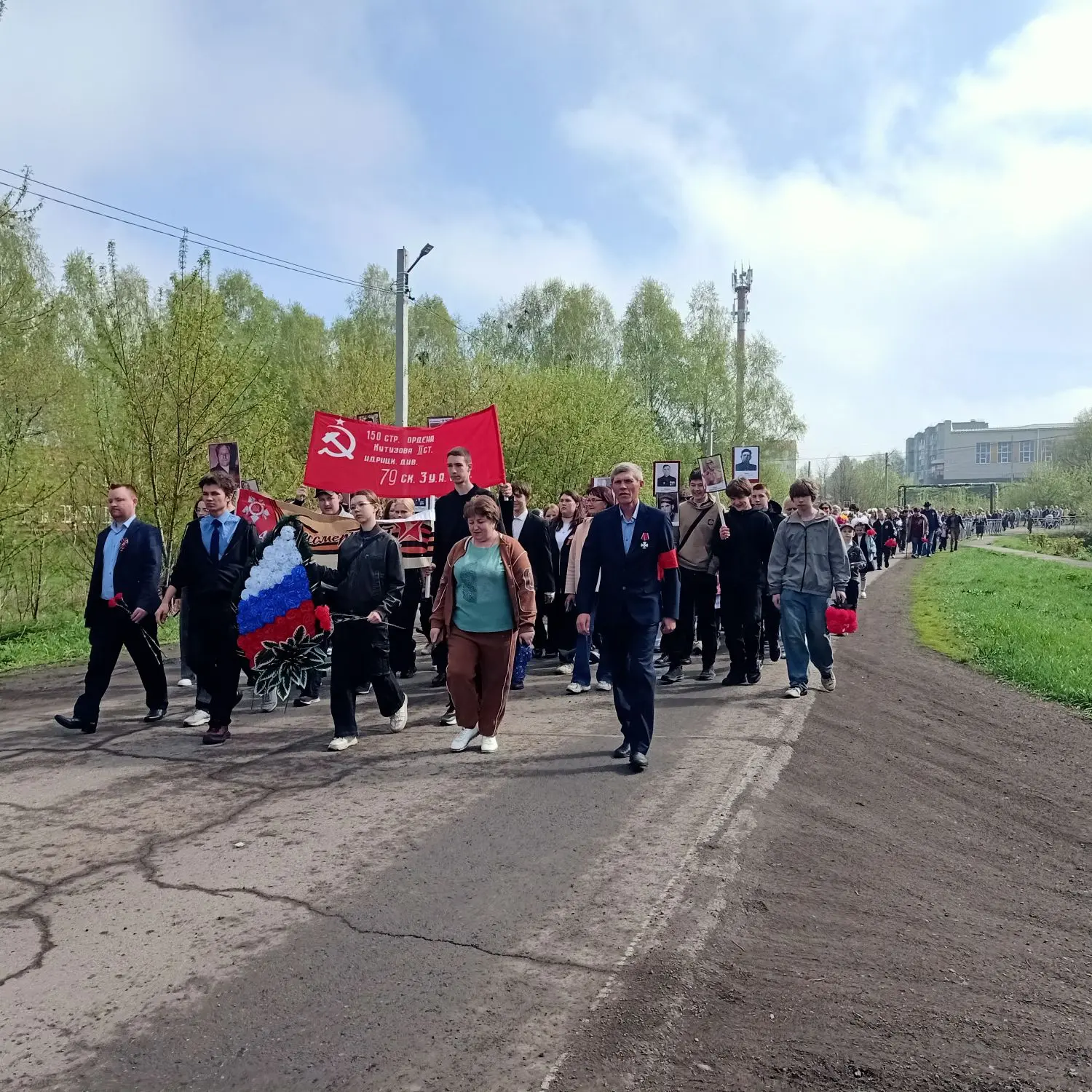 9 мая 2026 года, в День Победы, поселок Металлургов традиционно наполнился торжественно...