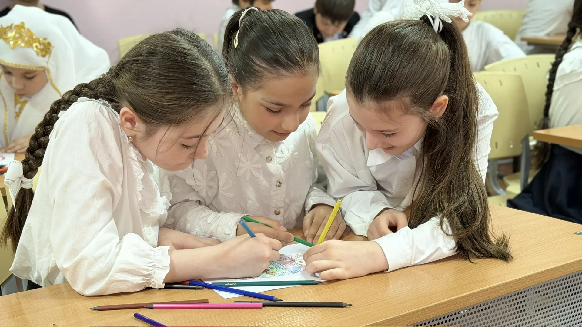 Когда мы вместе — мы сила 🤝💚  В 4-м классе под руководством Миллиновой С. А. прошёл очень душевный к
