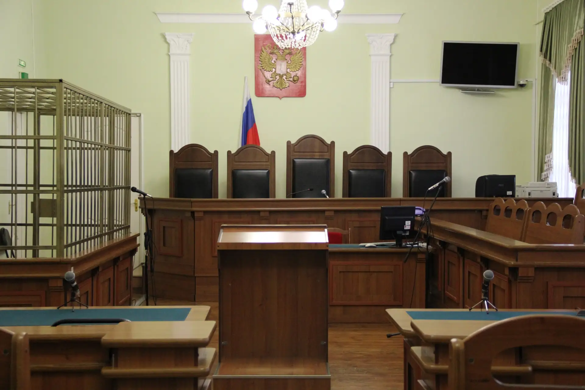 ОПРАВДАНА в связи с отсутствием в действиях состава преступления