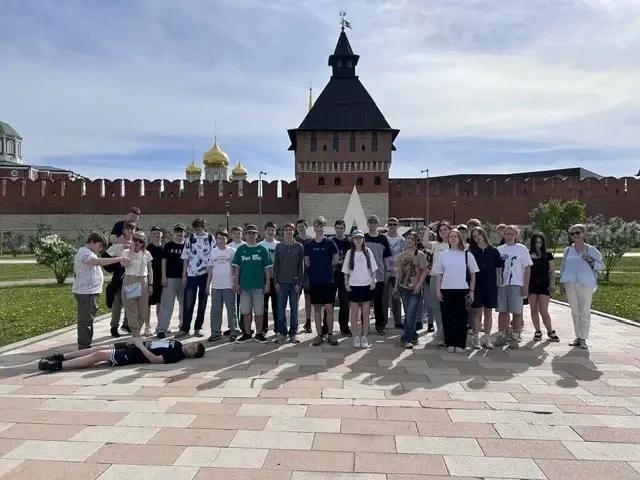 Поездка 8к и 8и классов в город-герой Тулу  18 мая учащиеся 8к и 8и классов совершили увлекательную 