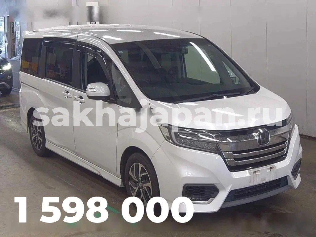 Приобрели автомобиль Honda Step Wagon из Японии для клиента из Красноярска.
