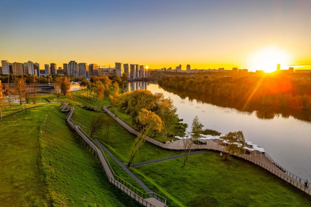 Новый маршрут у воды: прогулка по Нижним Мневникам