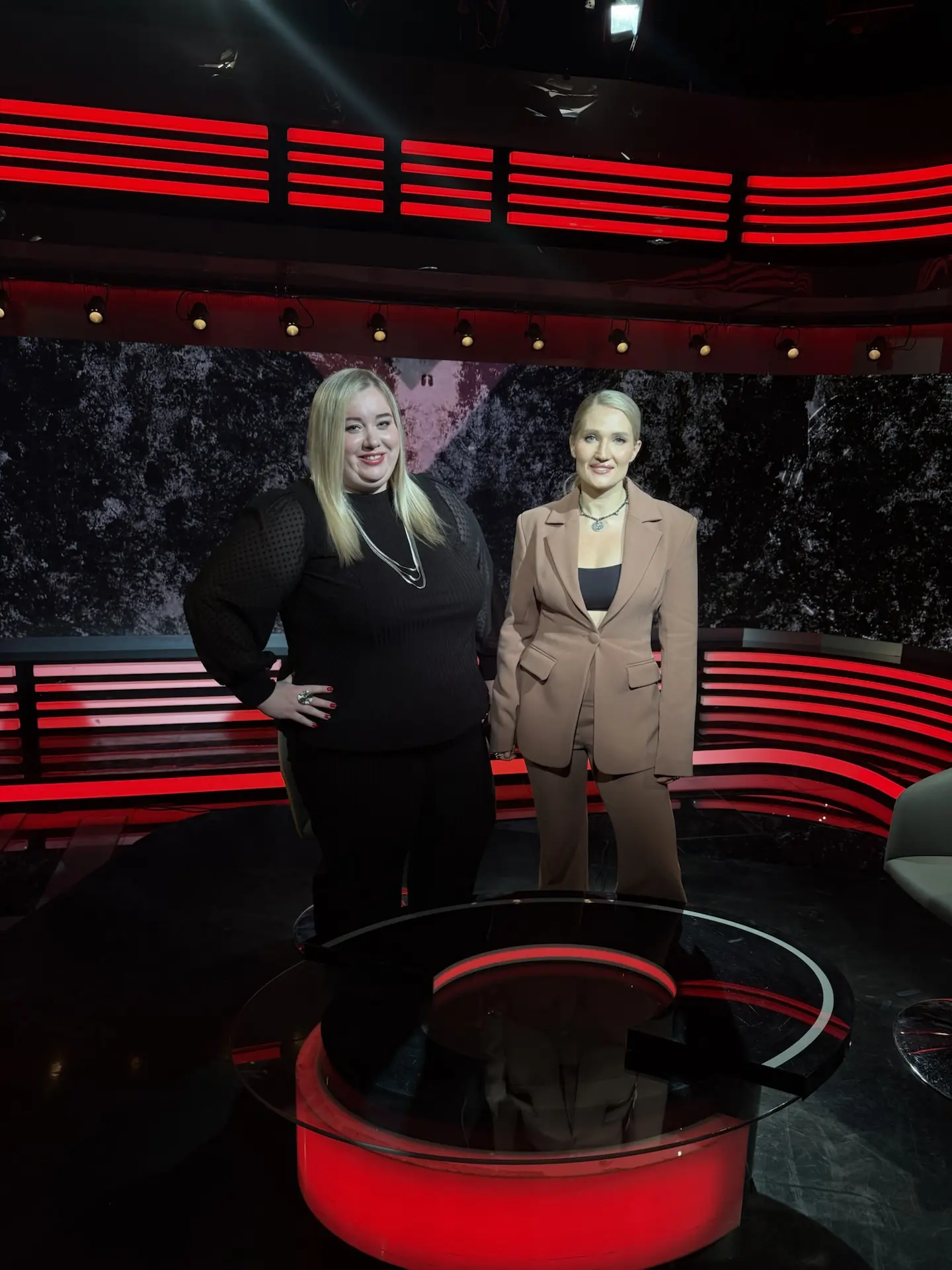 🎥 🎤 💬 Смотрите меня на телеканале «МАТЧ! Боец» 18 мая в 23:25 в передаче «Кто кого?»