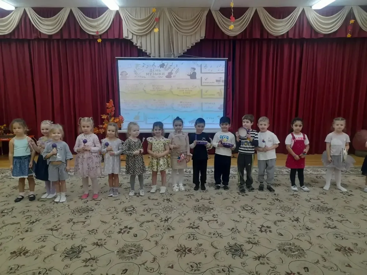 «Музыка — могучий источник мысли. Без музыкального воспитания невозможно полноценное ум...
