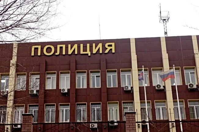 В Волжском молодой человек украл из кафе фотозону за 8000 рублей