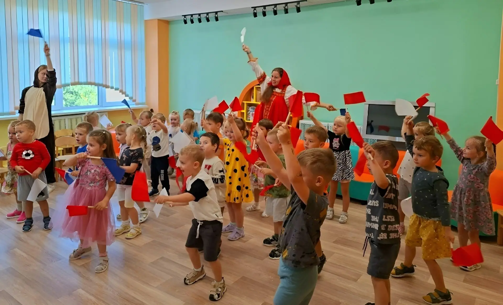 ☀️🇷🇺☀️22 августа ребята из Детского сада "Творчество" отметили День Государственного ...