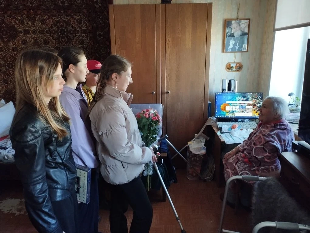 Благодарим всех участников акции «Цветы ветеранам»!  🌺 В преддверии Дня Победы мы вместе с вами пода
