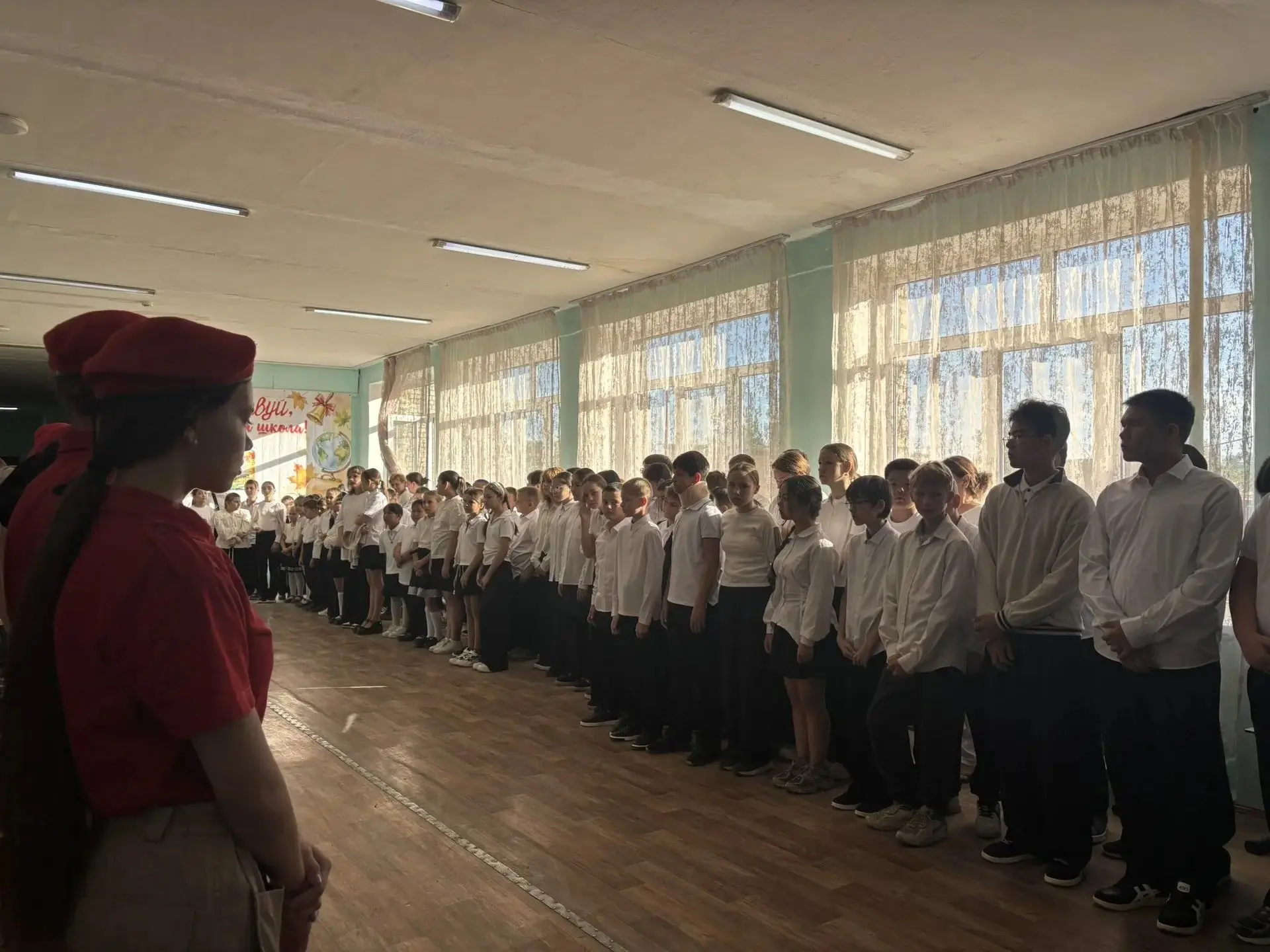 Линейка памяти ко Дню солидарности в борьбе с терроризмом прошла в нашей школе! 🕯️📍 3...