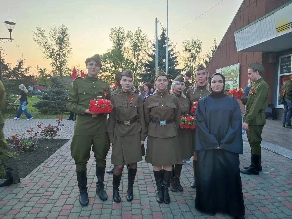 🎗 Митинг Памяти в Минводах: сотни молодых сердец
🔥 Сотни жителей и гостей города, школьники, студе