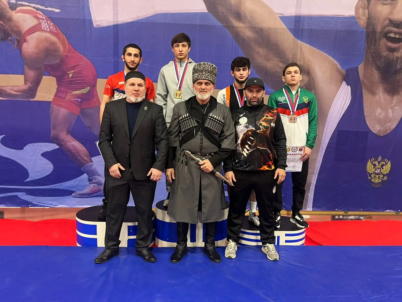 В Грозном завершился чемпионат СКФО по греко-римской борьбе. В соревнованиях приняли уч...