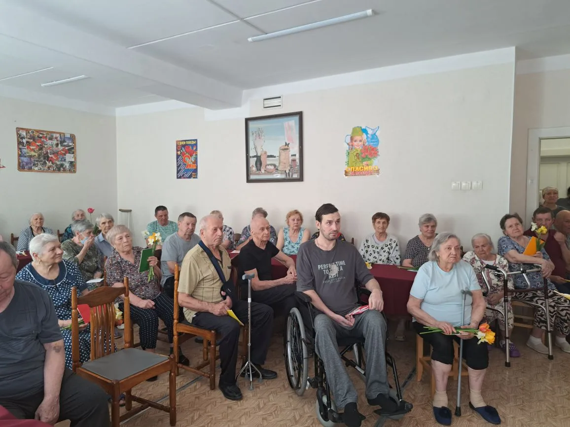 Живая память: как стихи, песни и открытки согрели пациентов госпиталя🙏 Спасибо за Победу🕊  В преддве
