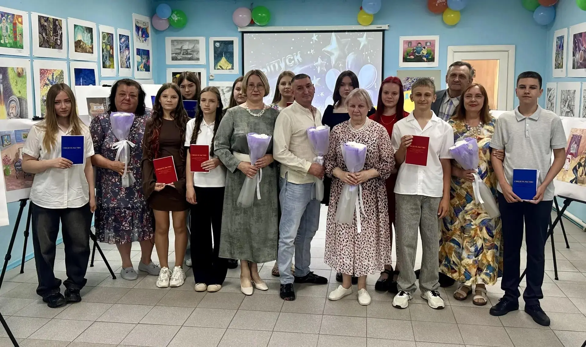 🎓✨ Выпускной в художественной школе! ✨🎓
⁣
С настоящим волнением и радостью мы отметили важное собы