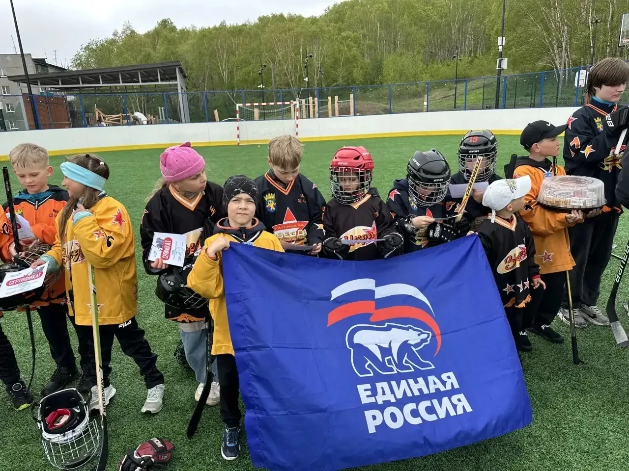 🏒10 июня в спортивно-рекреационном парке «Простоквашино» в Елизове прошла настоящая спортивная битв