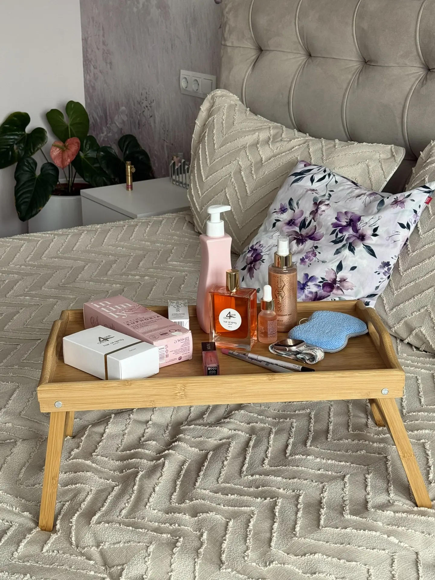 Девочкиии, всем красоты и приятных выходных!😍💚☕️

Монтирую на завтра в видео с покупками🛍️
Классн