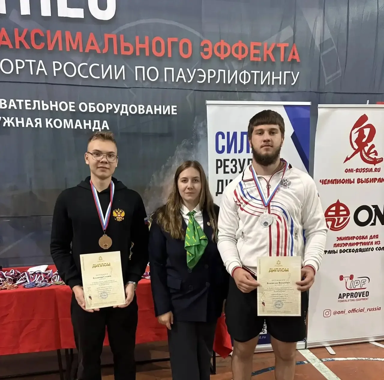 💪 Саратовские пауэрлифтеры – призёры «Волжской Битвы»!