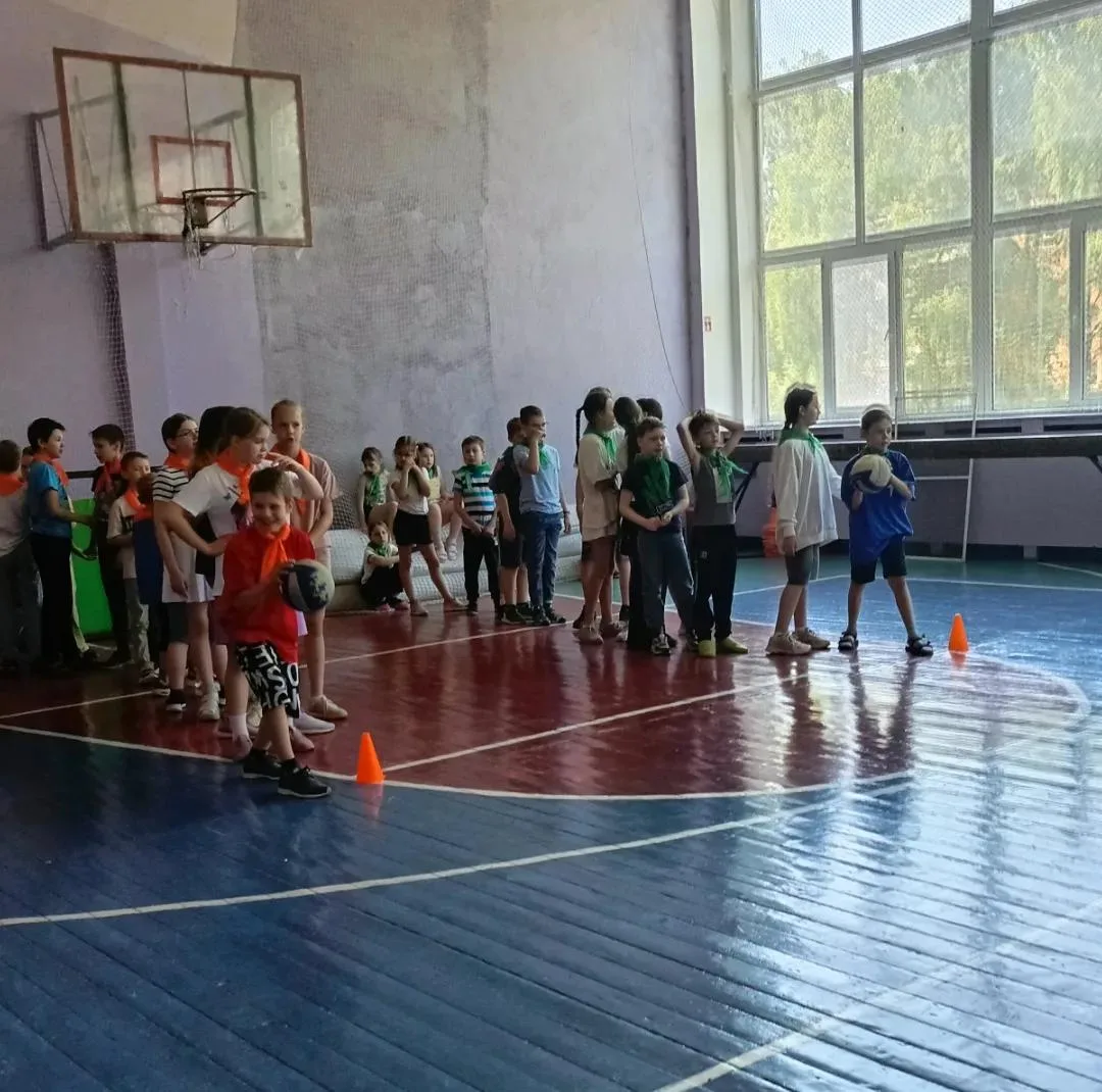 🌞 8 июня — 6 день работы школьного лагеря «Городок» в рамках программы «Орлята России» прошёл ярко,