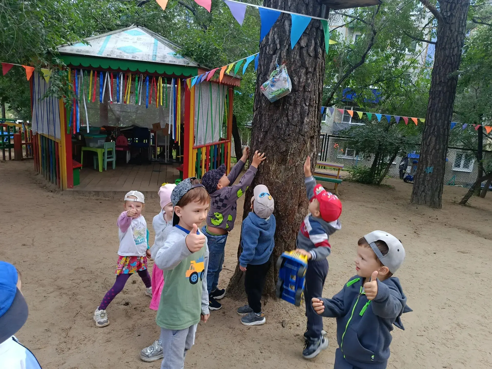 🎉 День геолога в нашем детском саду! 🎉