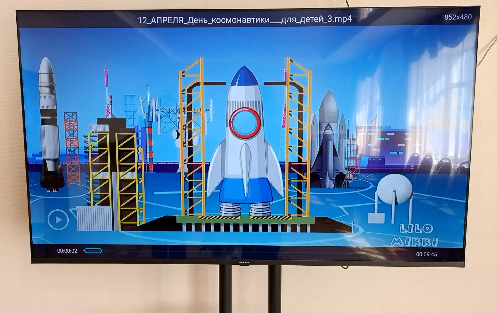 Накануне Дня космонавтики в Школе ответственного родительства царила атмосфера космичес...