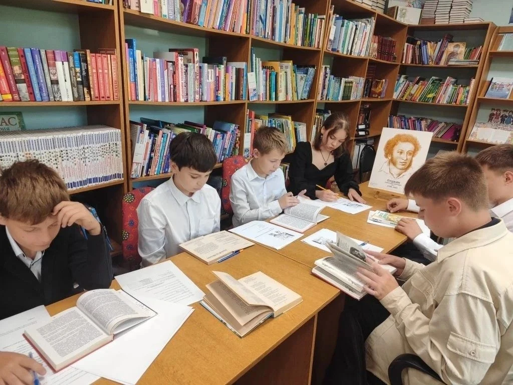 06.06.2026  года в рамках программы «Пушкинская карта» в Глубокинской детской библиотек...
