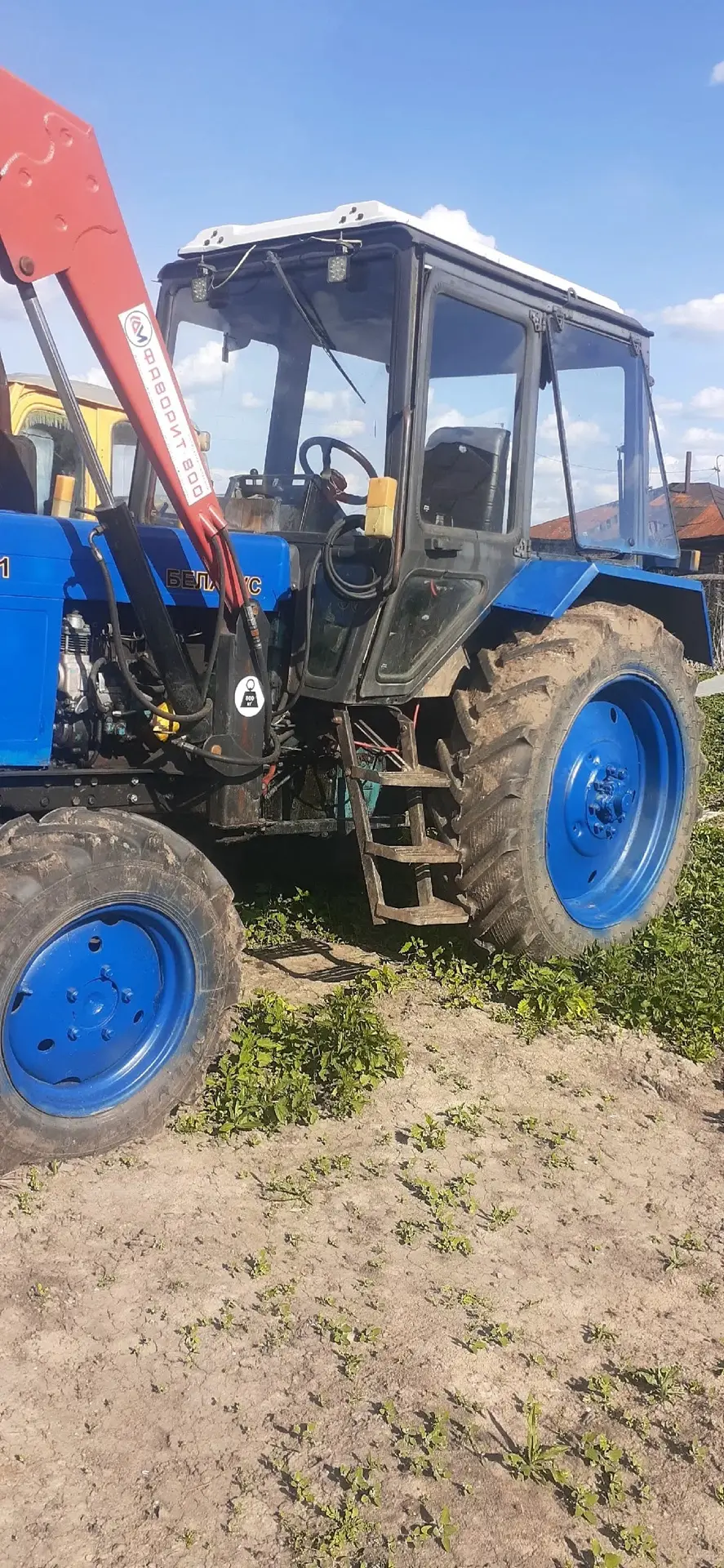 ✅ Продам МТЗ 82 с куном, с документами, с учёта снят, стоит дозатор, вилы для сена, ков...