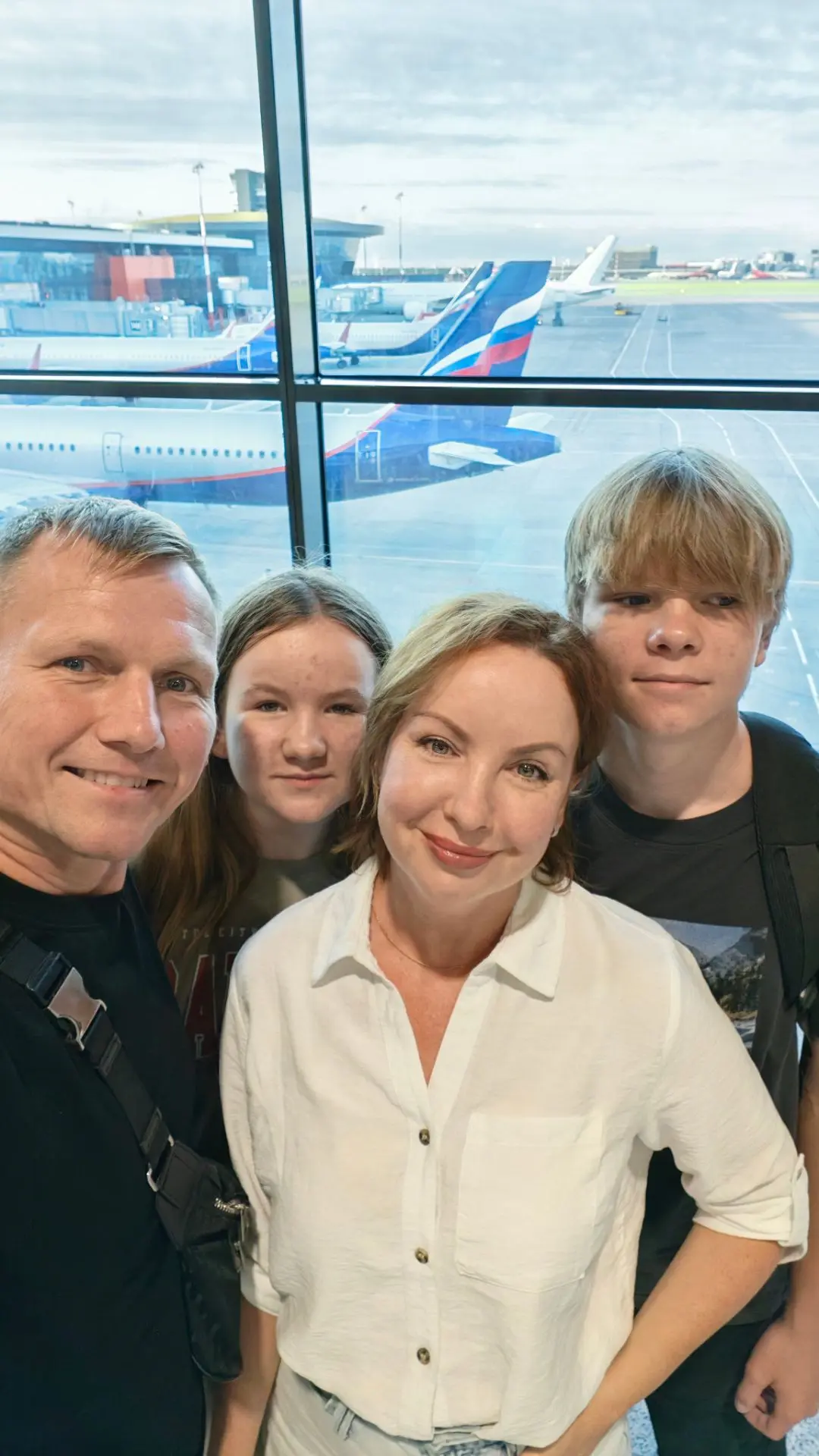 Доооброе утро! Поздравляю всех с праздником с Днём России ♥️