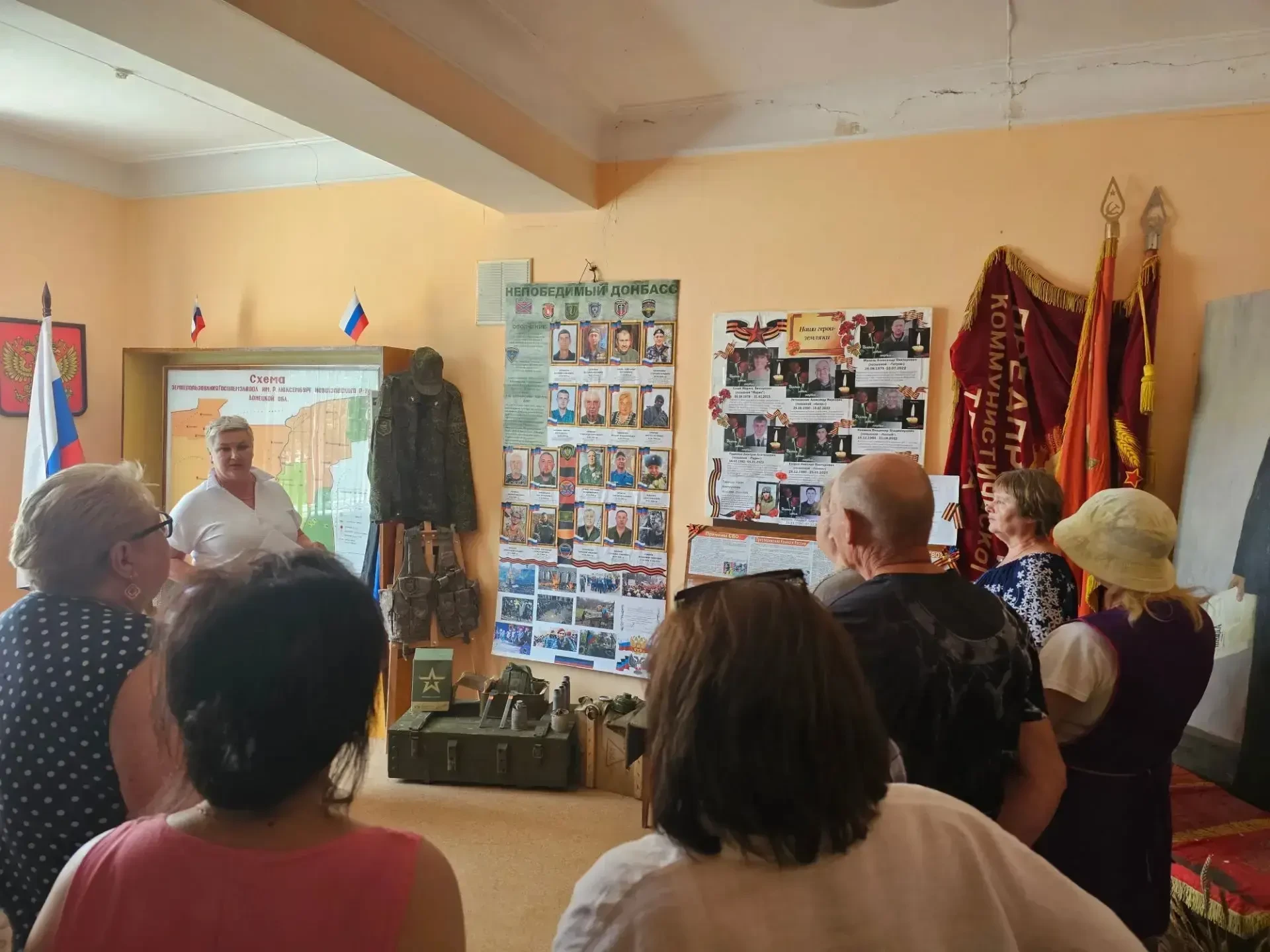 15.06.2026г. МБУ «Музей истории села Розы Люксембург» провёл час  памяти  с жителями и участниками и