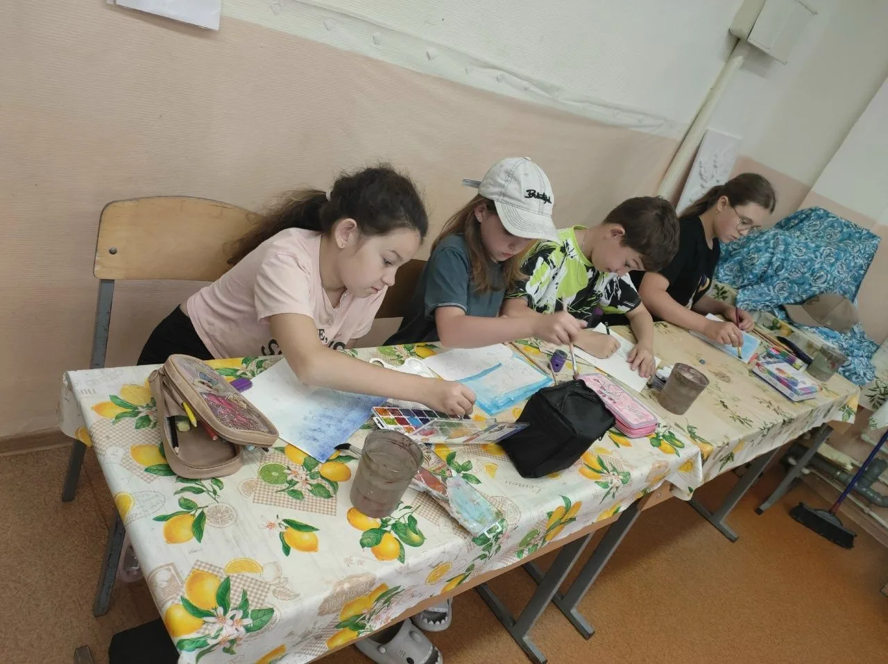 Летняя академия!
В Детской школе искусств №8 в самом разгаре проходит «Летняя академия искусств». На