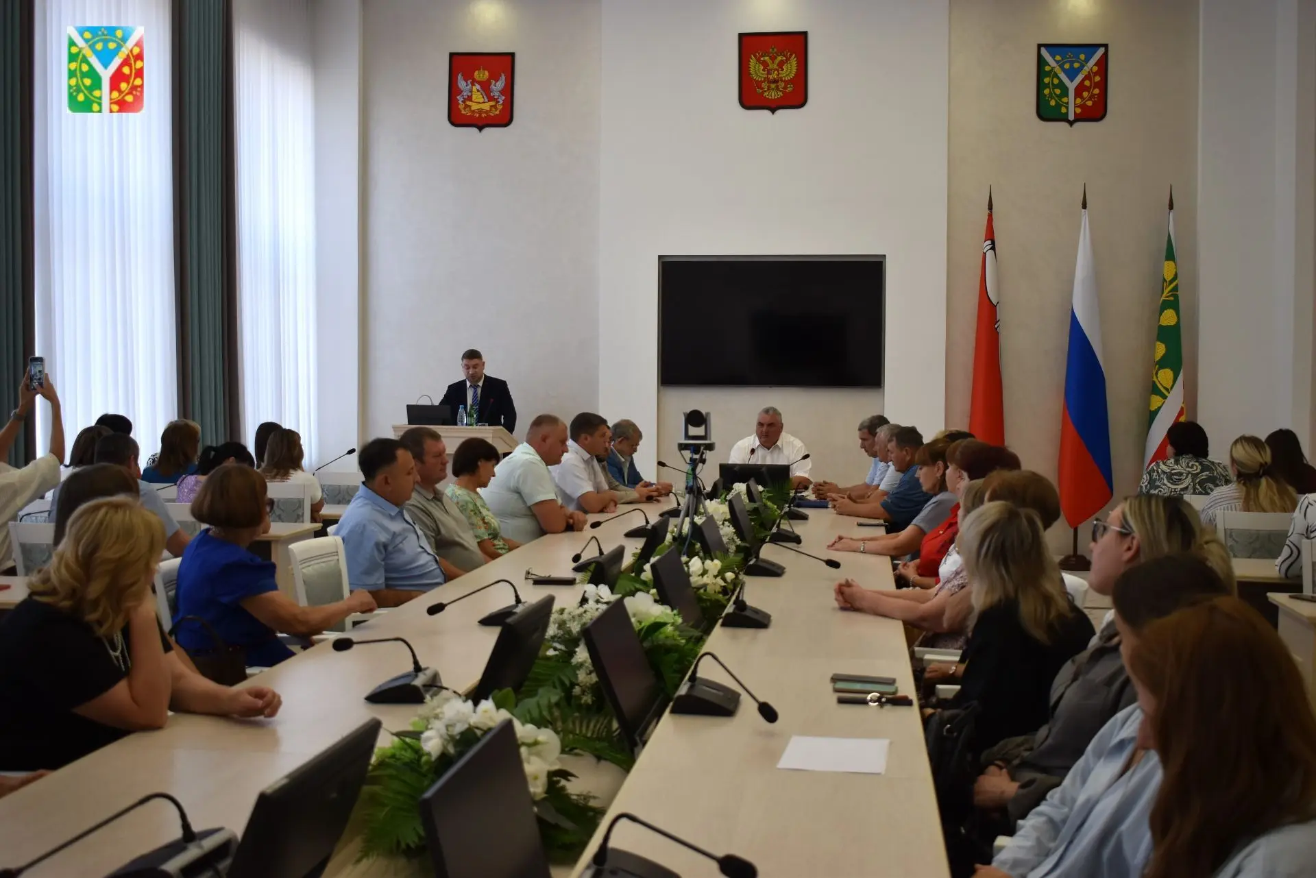 В администрации Ольховатского района проанализировали подготовку к выборам.