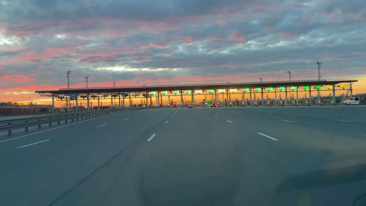 Друзья, у нас небольшой отпуск.