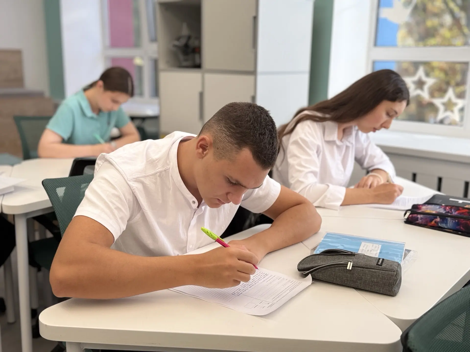 🇷🇺 «Россия — дом народов»: десятиклассники написали Всероссийский диктант!✍️