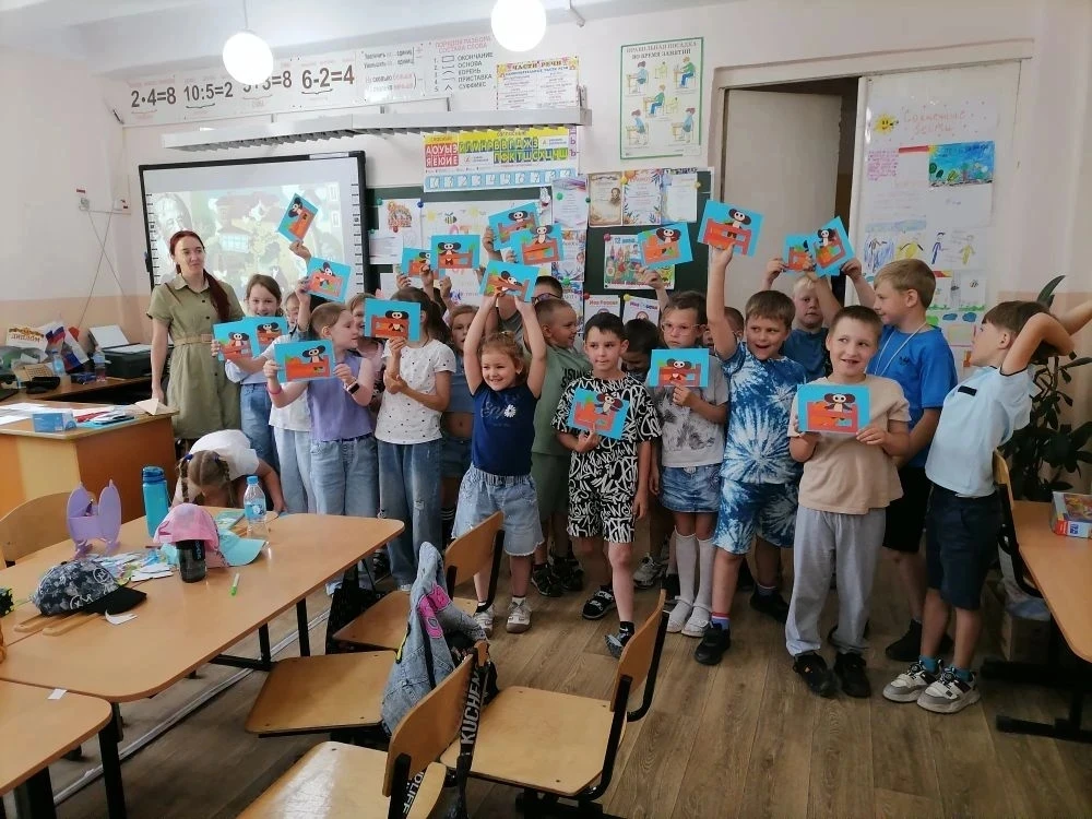 🌟 А у нас есть особенный отряд! 🌟

В нашем лагере много замечательных ребят, но есть один, который