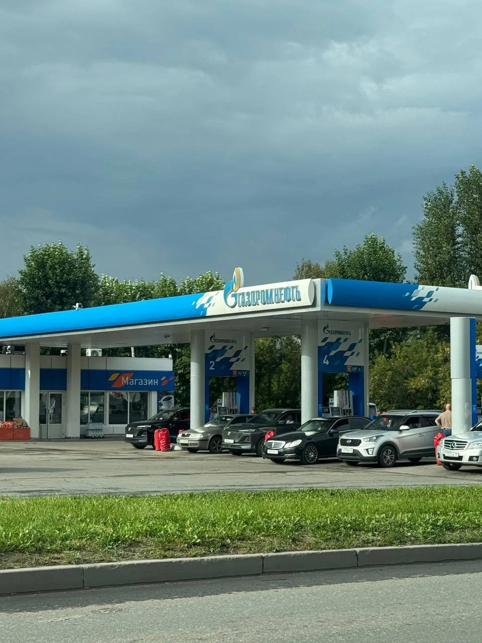 Александр Моор рассказал о ситуации с топливом в Тюменской области