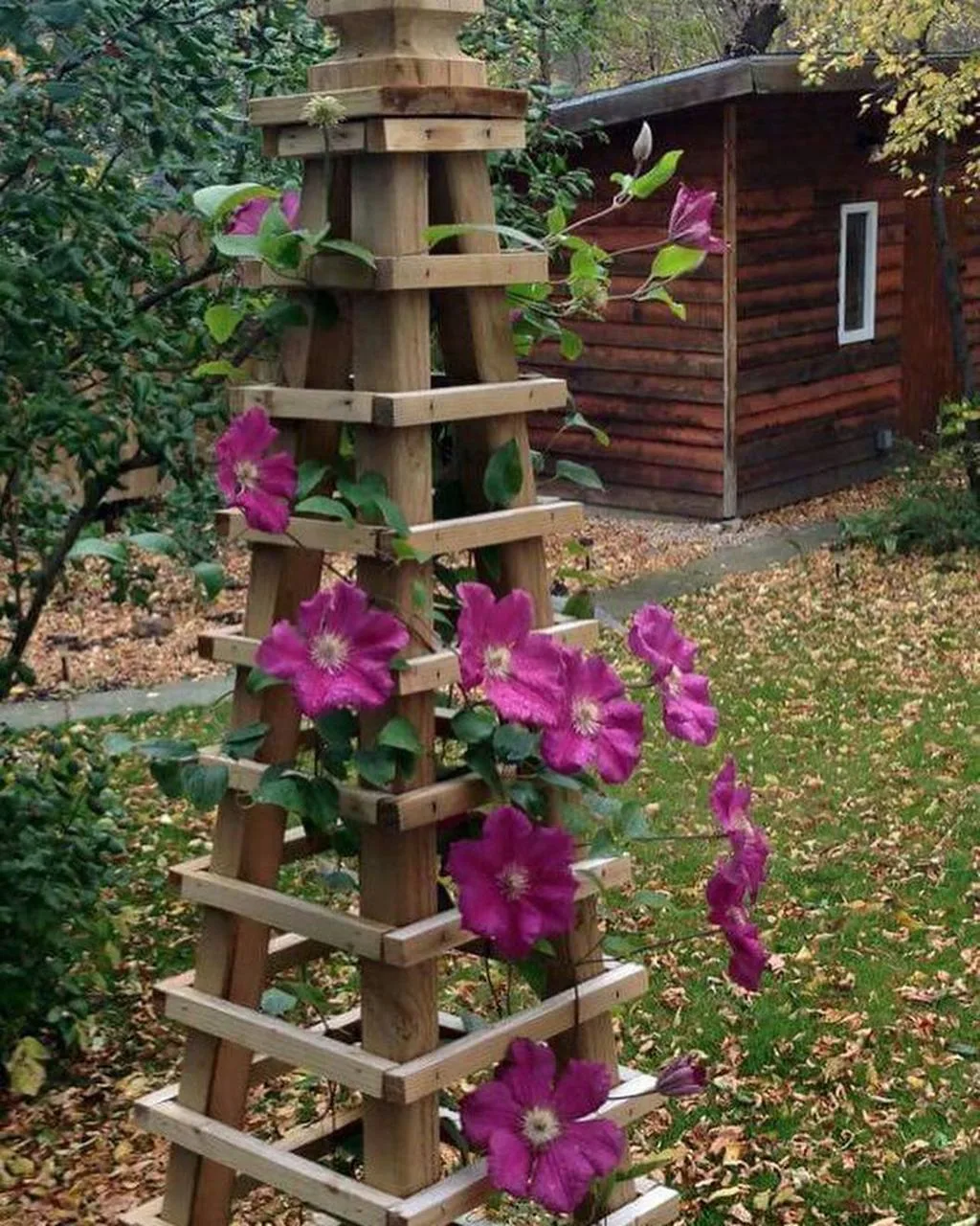Самодельный декор для участка 👏  Что понравилось больше? 😊  🌻 Любимая дача - Подписаться!