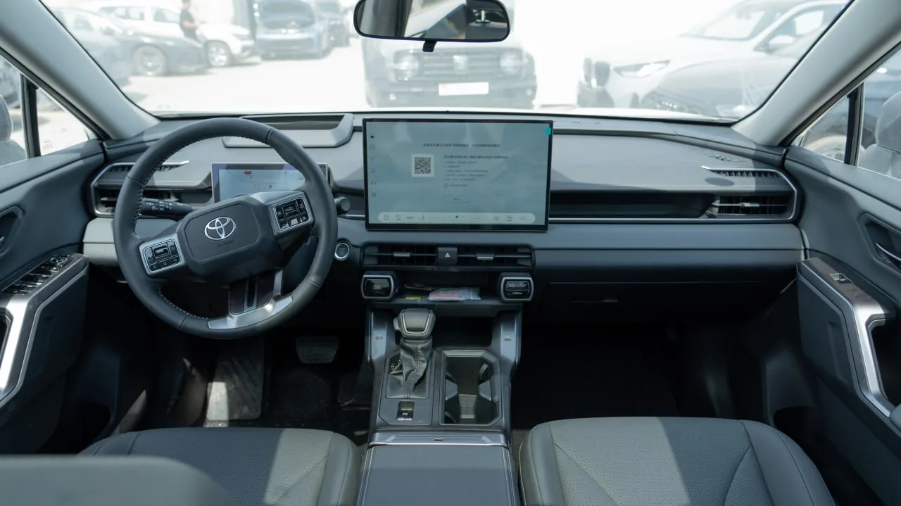 👑 TOYOTA WILDLANDER 2026  БЕЗУПРЕЧНЫЙ СТИЛЬ И МОЩЬ! 👑  🔥 В НАЛИЧИИ В БИШКЕКЕ! 🔥 Забудьте о  долгих о