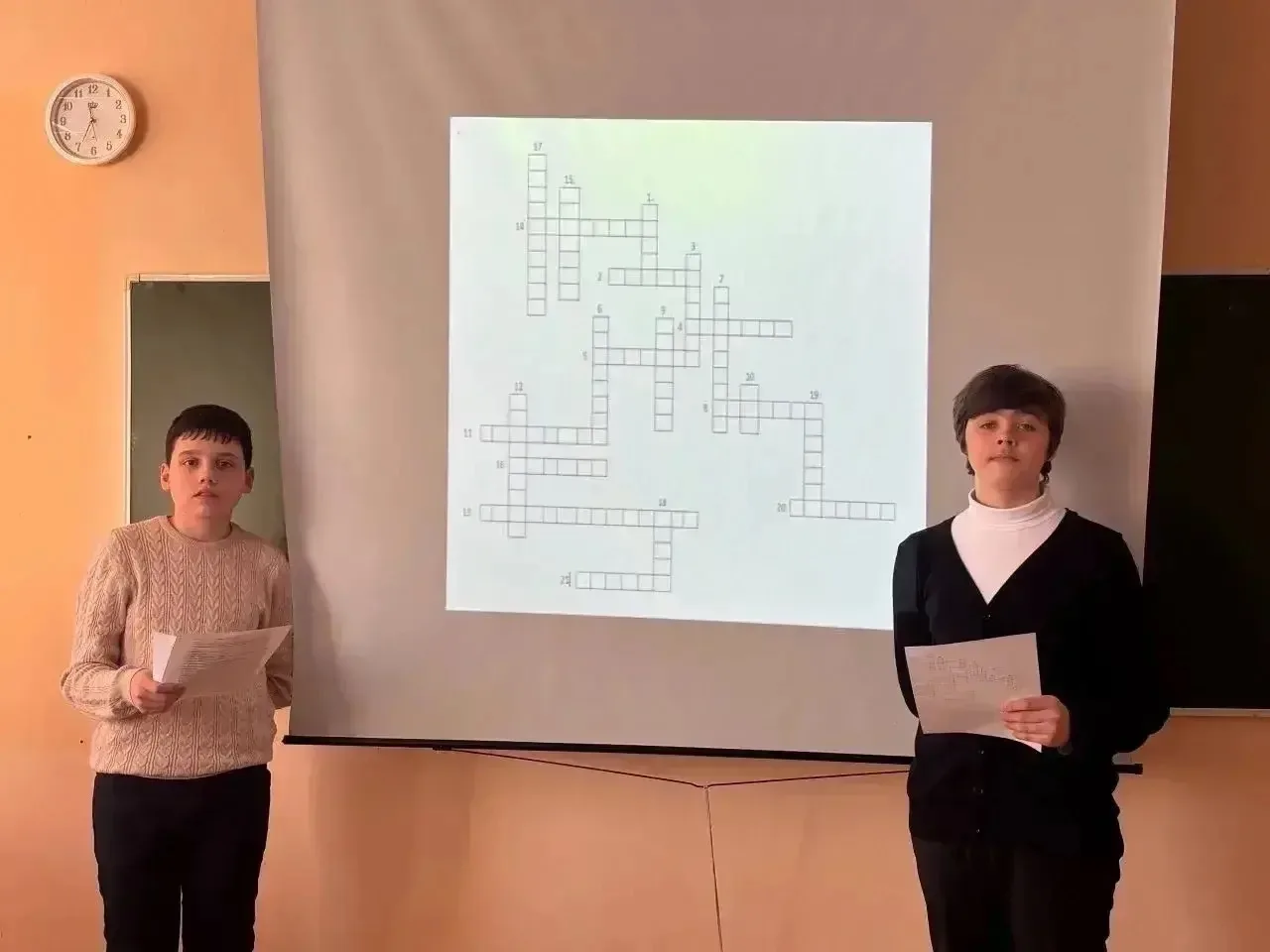 Вести с урока  На уроке литературы в 8 А классе (учитель Сатвалдиева Е.И.) при изучении сатирическог