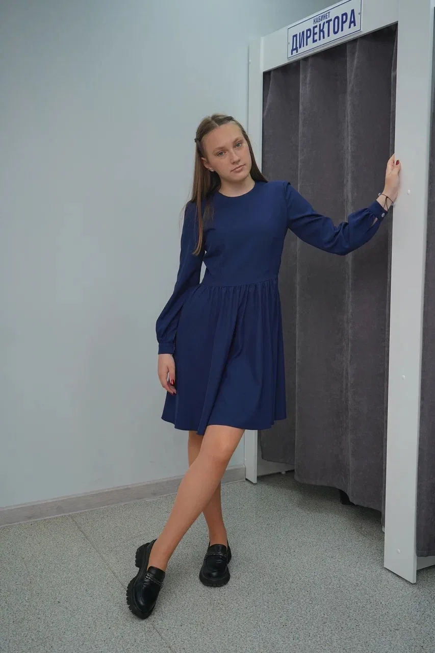 Платье «Майя» 🤩
Выполнено в черном и синем цвете.)
Размеры 38-48.
Рост 158/164, но отлично подходит