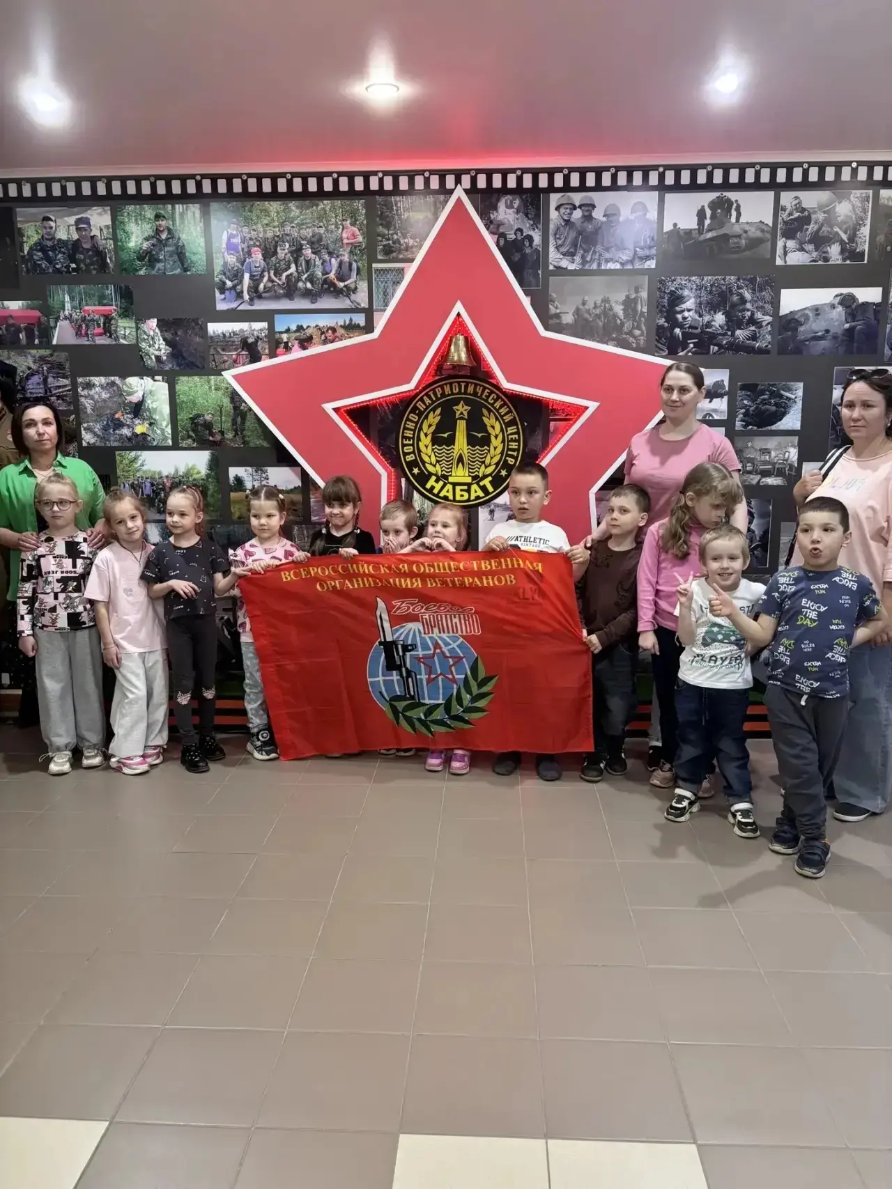 Экскурсия в Центр «Набат».
На этой неделе в музее «Боевой Славы» побывали наши воспитанники старшей 
