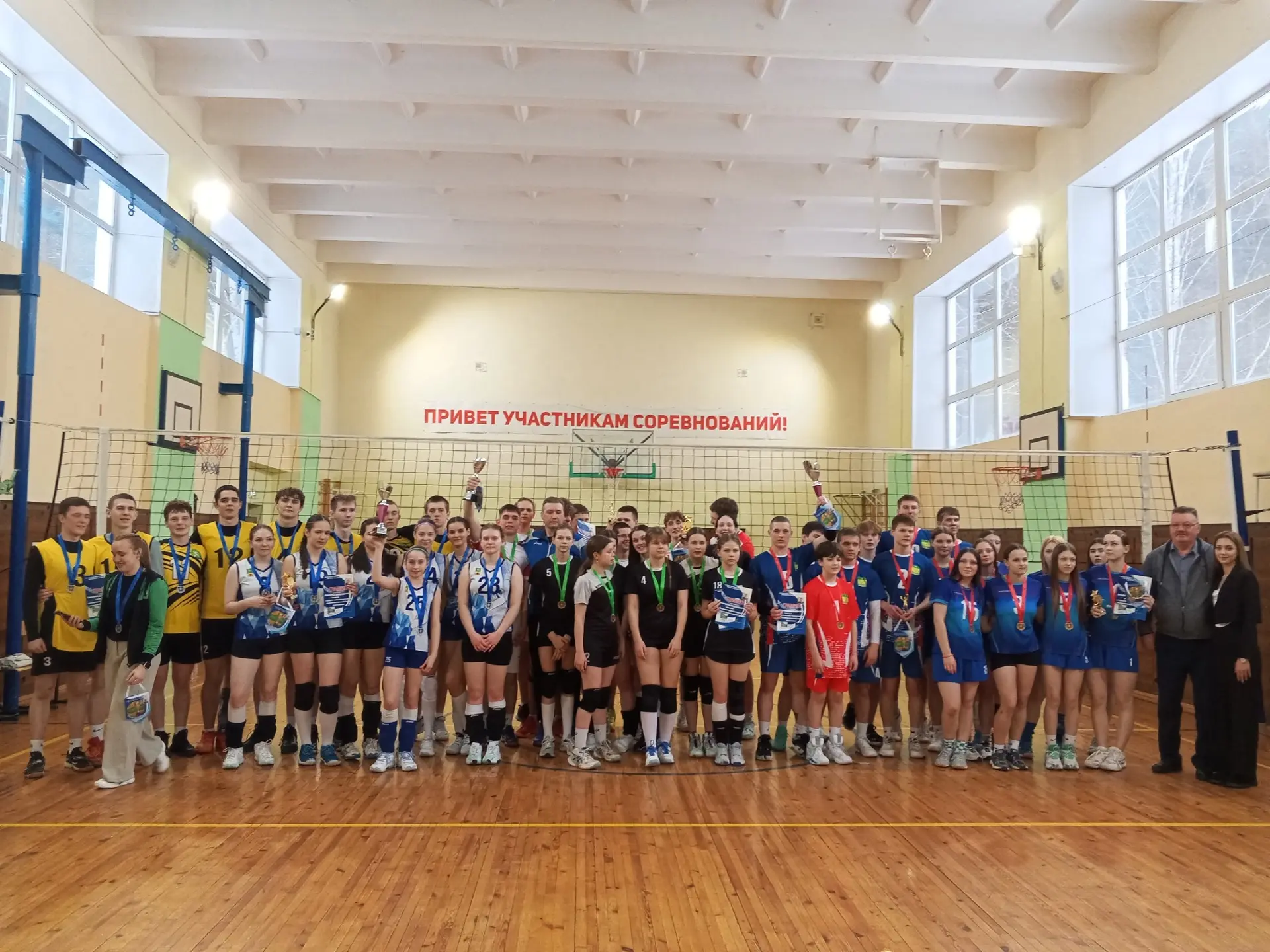 🏐2 старшие команды спортивной школы: девушек и юношей по волейболу - обе серебряные пр...